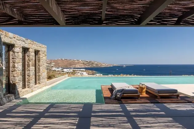 10 Bedroom Villa with Private Pool