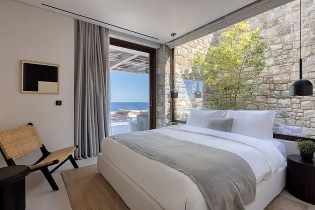 5 Bedroom Villa Private Pool & Outdoor Fireplace