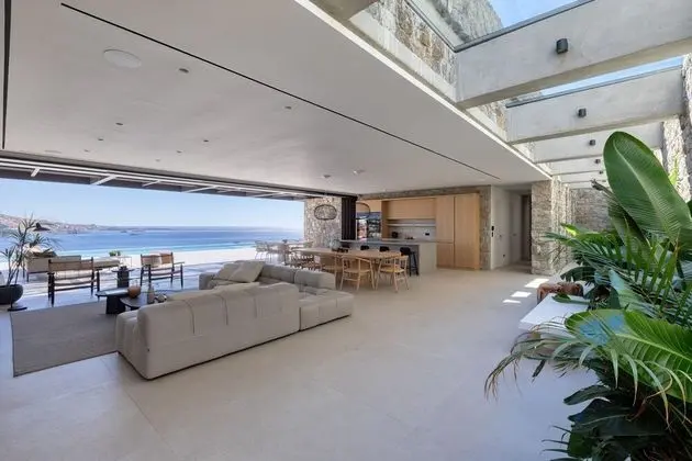 5 Bedroom Villa Private Pool & Outdoor Fireplace