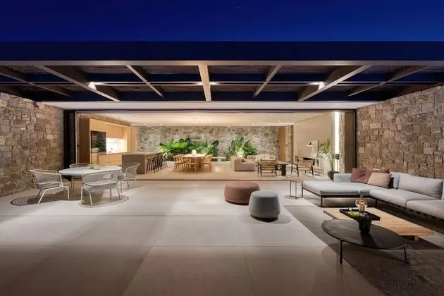 5 Bedroom Villa Private Pool & Outdoor Fireplace