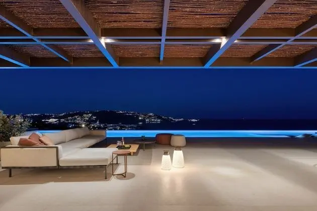 5 Bedroom Villa Private Pool & Outdoor Fireplace