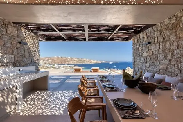 5 Bedroom Villa Private Pool & Outdoor Fireplace