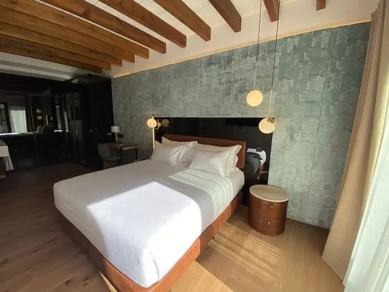 Grand Oda (Deluxe)