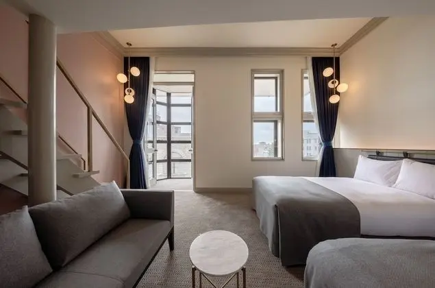 Çatı Katı (Loft), Sigara İçilmez (Unwind)