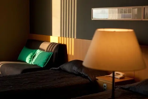 Oda (MAURA, Western Style)