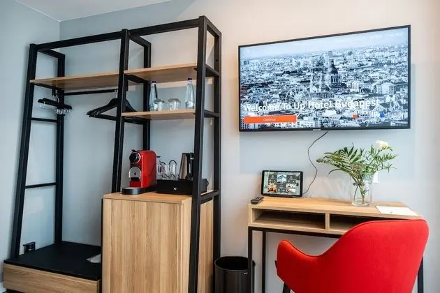 Smart Twin