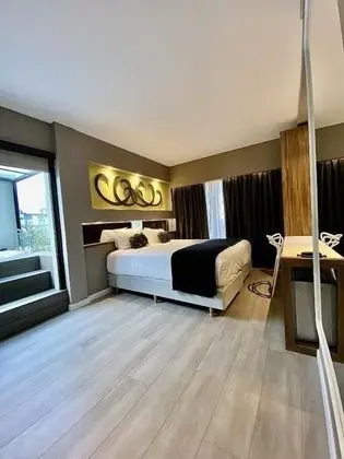 Deluxe Tek Büyük Yataklı Oda, Teras