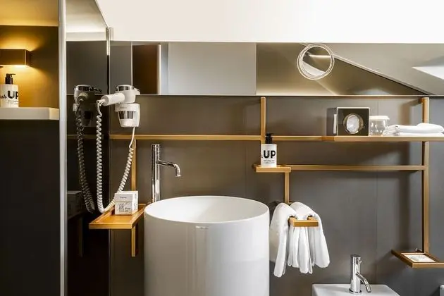 Çatı Katı (Loft)