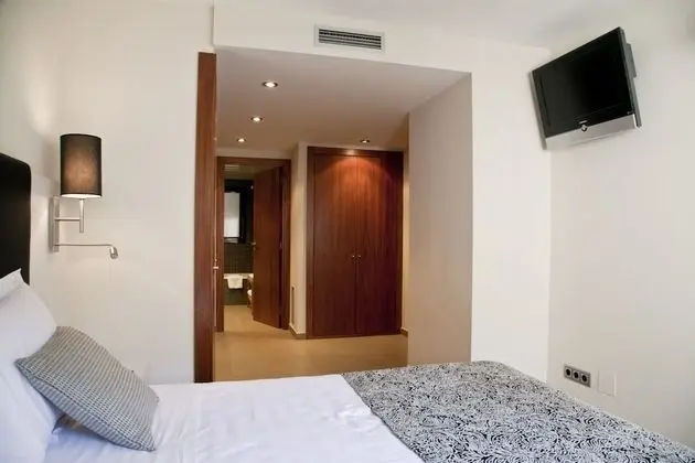 Duplex Apartment, 2 Bedrooms, Patio