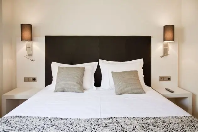 Duplex Apartment, 2 Bedrooms, Patio