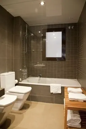 Duplex Apartment, 2 Bedrooms, Patio