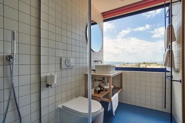 Deluxe Tek Büyük Yataklı Oda, Deniz Manzaralı