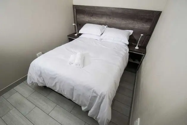Comfort Tek Büyük Yataklı Oda
