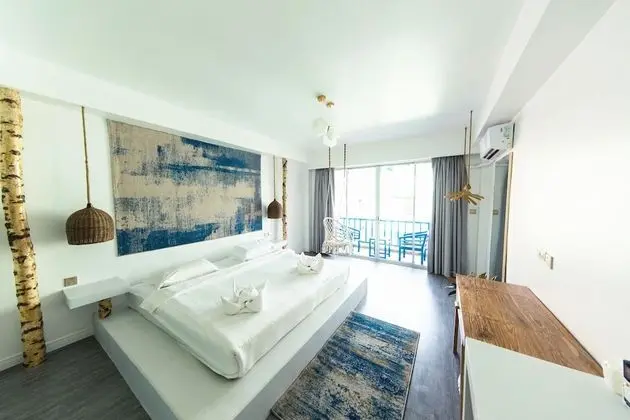 Deluxe Oda (King Bedroom)