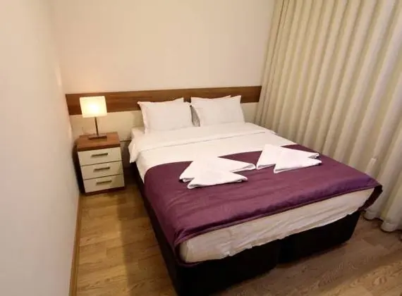 1+1 Oda, Bahçe Manzaralı