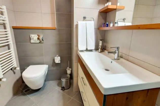 1+1 Oda, Bahçe Manzaralı