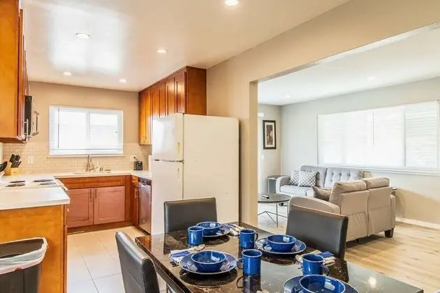 Apart Daire (Updated 2 bedroom in San Jose)