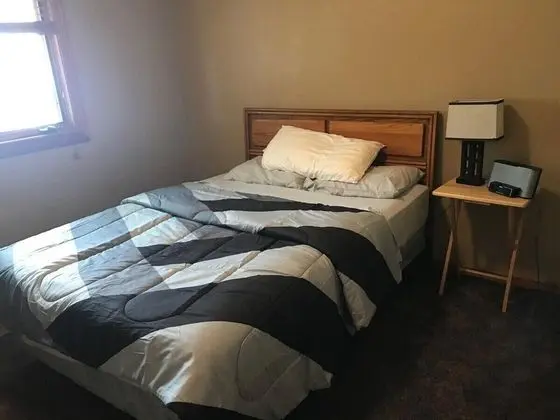 Apart Daire (Updated and cozy 2-Bedroom in Rochest)