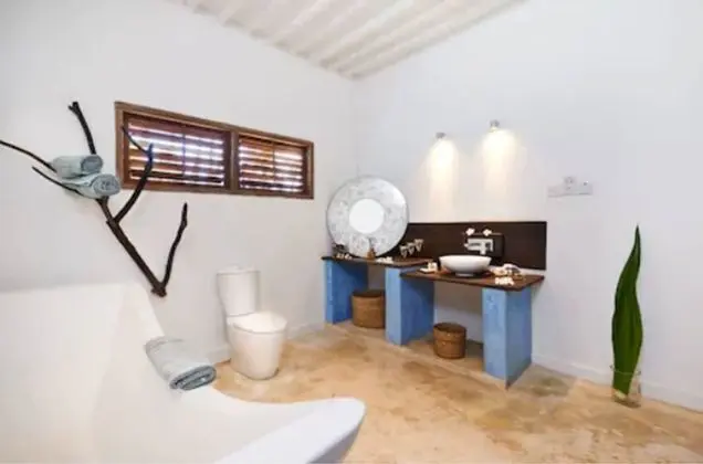 Villa, 5 Yatak Odası, Kişiye Özel Havuzlu, Denize Sıfır