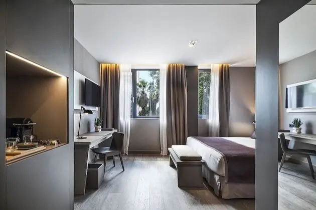 Standard Tek Büyük veya İki Ayrı Yataklı Oda