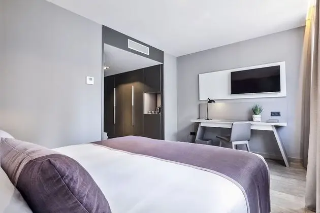 Standard Tek Büyük veya İki Ayrı Yataklı Oda