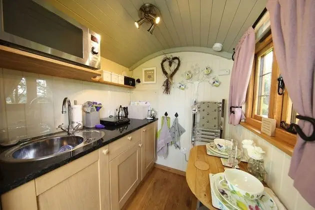 Kulübe, 1 Yatak Odası (The Shepherds Huts)