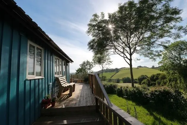 Kulübe, 2 Yatak Odası (The Lodge)