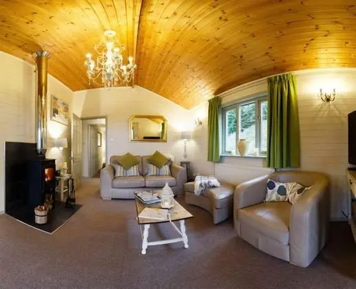 Kulübe, 2 Yatak Odası (The Lodge)