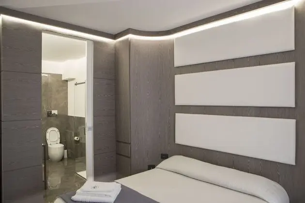 Superior Tek Büyük Yataklı Oda, Balkon, Şehir Manzaralı