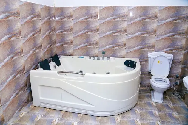 Deluxe Tek Büyük Yataklı Oda, 1 En Büyük (King) Boy Yatak, Sigara İçilebilir