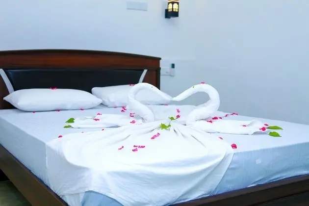 Tek Büyük Yataklı Oda, Sigara İçilebilir