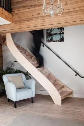 Comfort Stüdyo Süit, Göl Manzaralı (Split Level with Stairs)