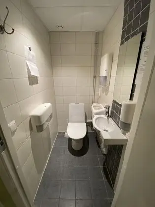Basic Tek Kişilik Oda, Ortak Banyo