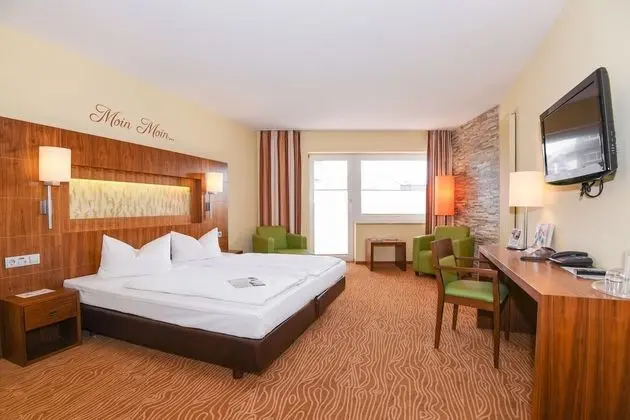 Comfort Tek Büyük veya İki Ayrı Yataklı Oda, Balkon