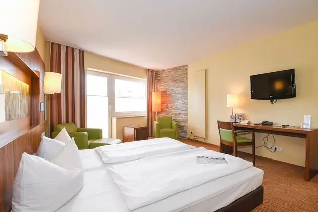 Comfort Tek Büyük veya İki Ayrı Yataklı Oda, Balkon