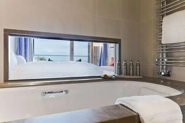 Comfort Tek Büyük Yataklı Oda, Deniz Manzaralı