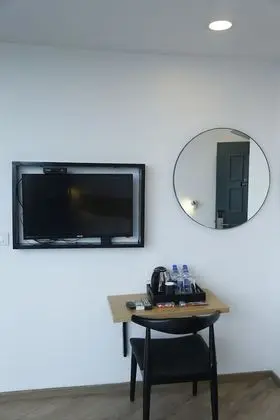 Premium Tek Büyük Yataklı Oda
