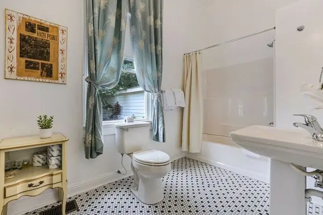 Family Ev, 4 Yatak Odası, Balkon, Şehir Manzaralı