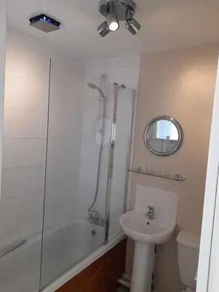 Apart Daire, Özel Banyo (Upwey)