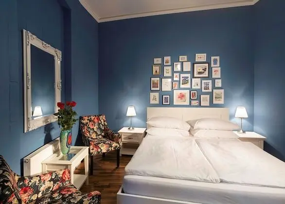 Theme Room