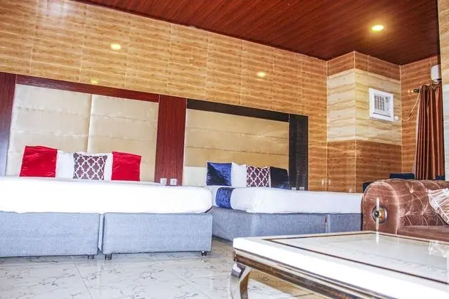 Deluxe Tek Büyük veya İki Ayrı Yataklı Oda