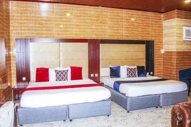 Deluxe Tek Büyük veya İki Ayrı Yataklı Oda