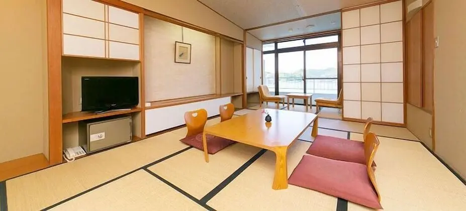 Traditional Oda, Sigara İçilmez (Japanese, Main Building)