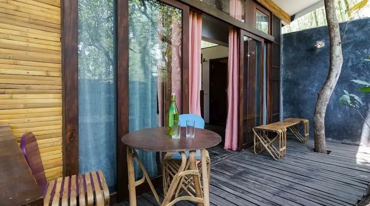 Deluxe Oda, Sigara İçilebilir, Bahçe Manzaralı