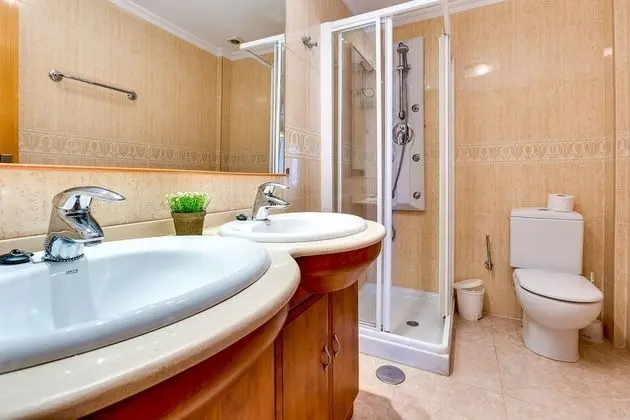 Apart Daire, 3 Yatak Odası, 2 Banyolu, Deniz Manzaralı