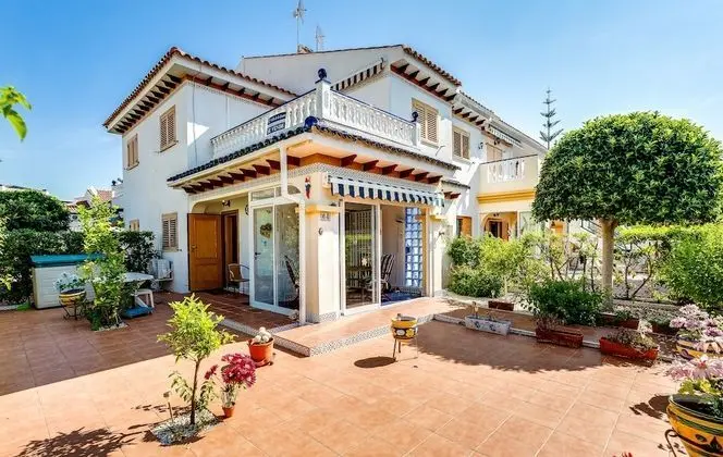 Bungalov, 2 Yatak Odası, 2 Banyolu, Bahçe Manzaralı