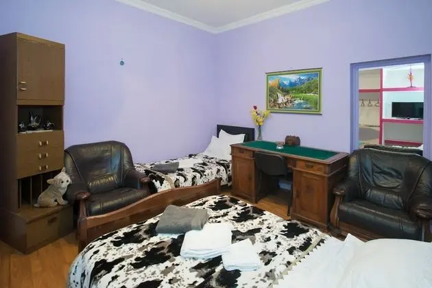 Standard Üç Kişilik Oda, Ortak Banyo