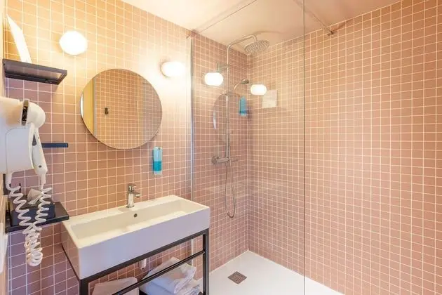 Superior Oda, 1 Büyük (Queen) Boy Yatak, Sigara İçilmez