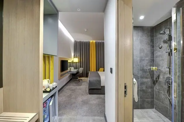 Skyline Premium Room, Burj Khalifa View