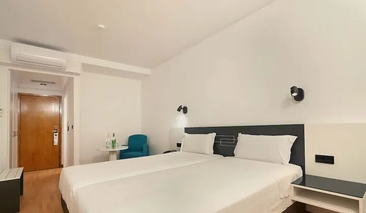 İki Ayrı Yataklı Oda